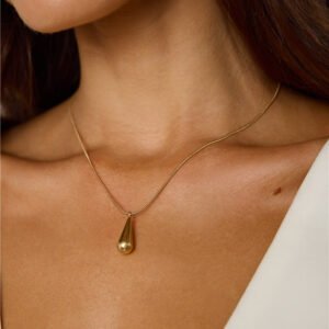 Princess In Power Necklace Gold